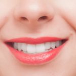 歯を白くする方法と安全性について　歯が黄色いのは健康的ではない？